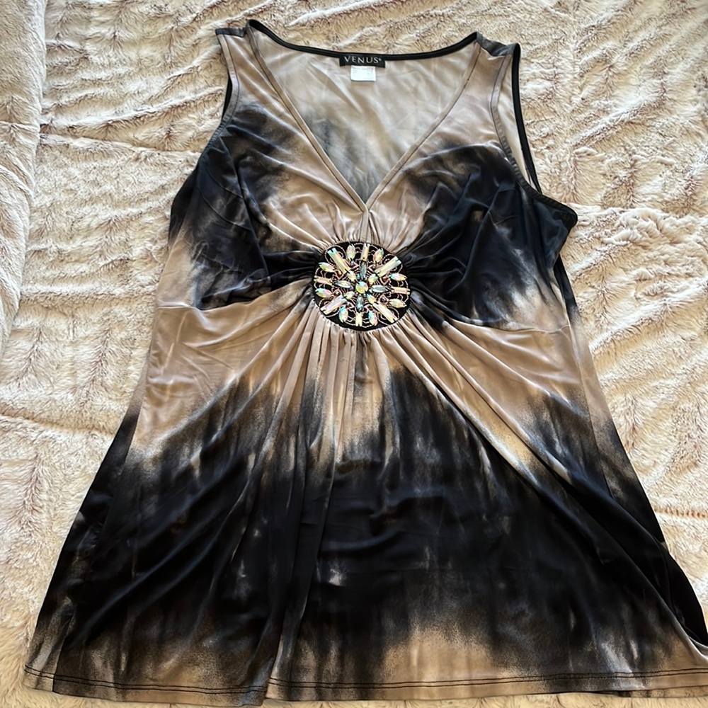 Venus sleeveless top